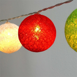 Iris  Gömb alakú 6cm/színes fonott/4,5m/piros-fehér-zöld/30db LED-es/USB-s fénydekoráció 104-48 kép, fotó
